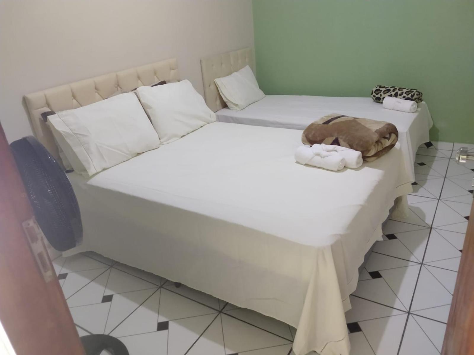 Aluga-se Uma Casa Em Bahia *
